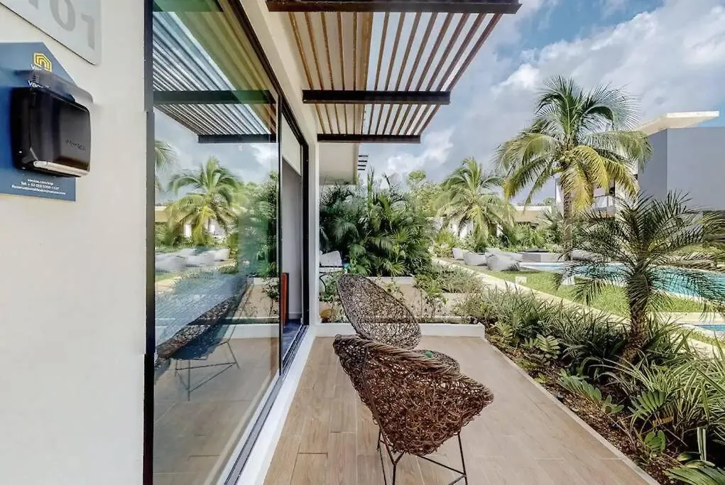 Contemporary Poolside Condo, Wi-Fi - Paraiso Kaanal 101 Tulum 0*,  Meksyk